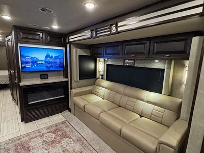 2019 TIFFIN MOTORHOMES ALLEGRO OPEN ROAD photo 7