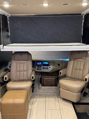 2019 TIFFIN MOTORHOMES ALLEGRO OPEN ROAD photo 9