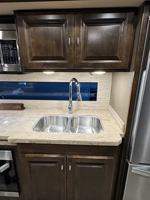 2019 TIFFIN MOTORHOMES ALLEGRO OPEN ROAD photo 11