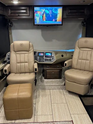 2019 TIFFIN MOTORHOMES ALLEGRO OPEN ROAD photo 8