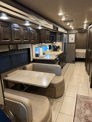 2019 TIFFIN MOTORHOMES ALLEGRO OPEN ROAD photo 6