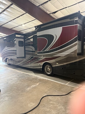 2022 THOR MOTOR COACH PALAZZO photo 15
