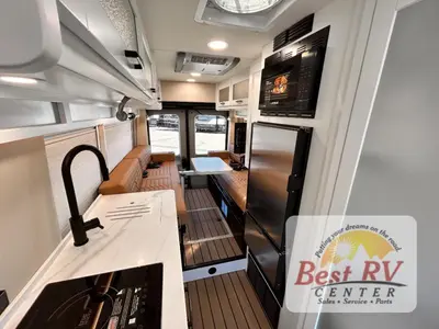 2027 Coachmen Beyond photo 25