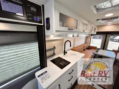 2027 Coachmen Beyond photo 18