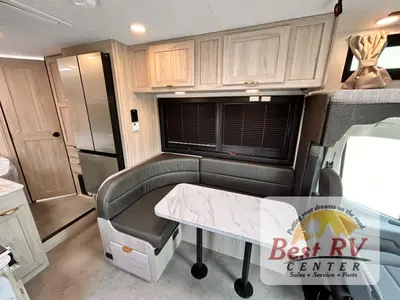 2027 Coachmen Cross Trail XL photo 13