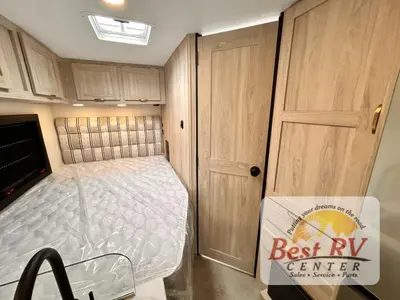2027 Coachmen Cross Trail XL photo 46