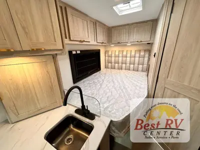 2027 Coachmen Cross Trail XL photo 42