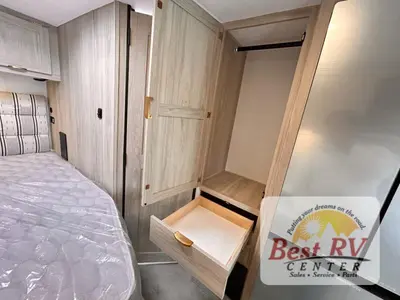 2027 Coachmen Cross Trail XL photo 39