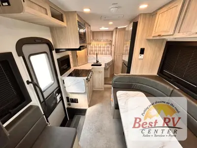 2027 Coachmen Cross Trail XL photo 10
