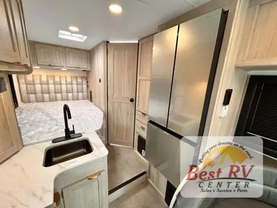 2027 Coachmen Cross Trail XL photo 36