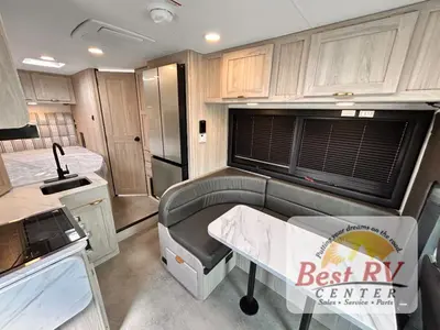 2027 Coachmen Cross Trail XL photo 12