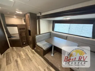 2019 Forest River Cherokee Grey Wolf photo 17
