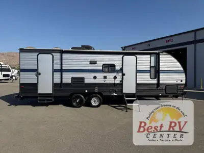 2019 Forest River Cherokee Grey Wolf photo 2