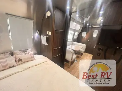 2017 Airstream International Signature photo 50