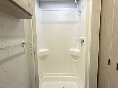 2027 Winnebago Suncruiser photo 40