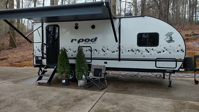 2022 FOREST RIVER R-POD photo 17