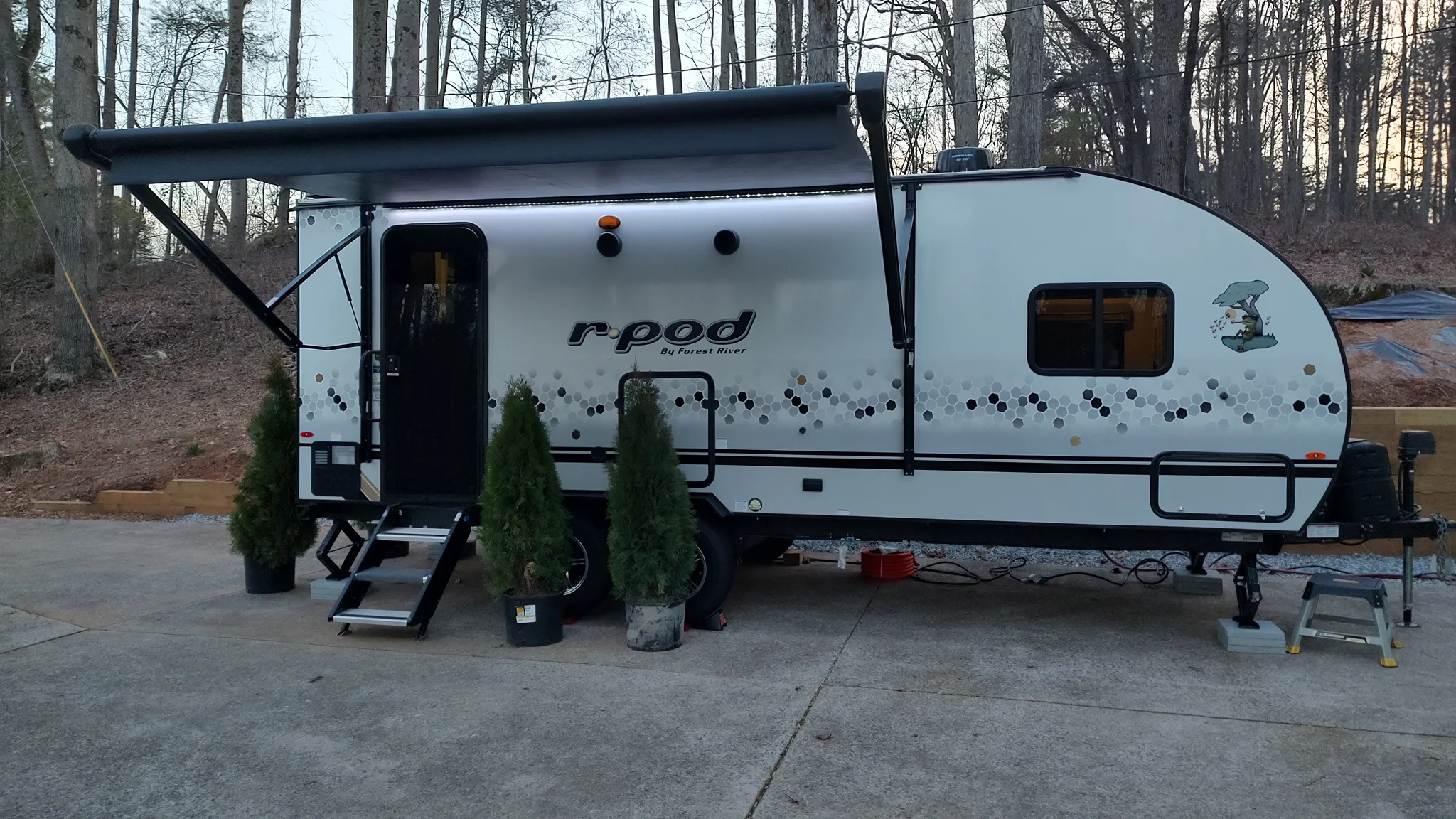 2022 FOREST RIVER R-POD exterior