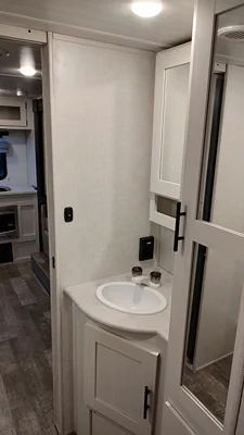2022 FOREST RIVER R-POD photo 15