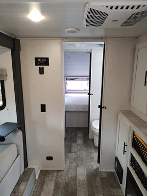 2022 FOREST RIVER R-POD photo 8
