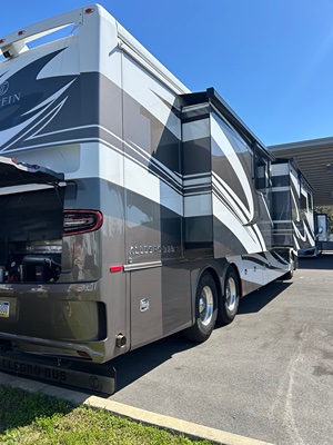 2020 TIFFIN MOTORHOMES ALLEGRO BUS photo 2