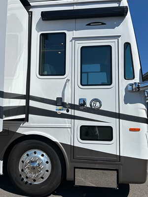 2020 TIFFIN MOTORHOMES ALLEGRO BUS photo 5