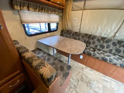 2011 Jayco Jay Feather Sport photo 31