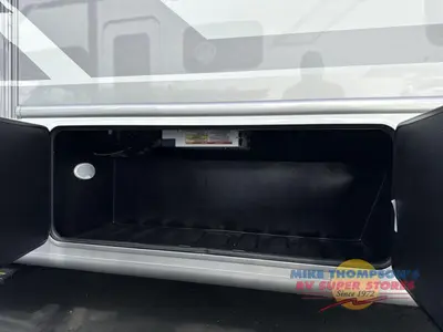 2026 Thor Motor Coach Magnitude GRAND photo 46