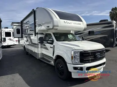 New 2026 Thor Motor Coach Magnitude GRAND X32