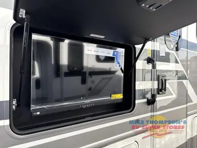 2026 Thor Motor Coach Magnitude GRAND photo 16