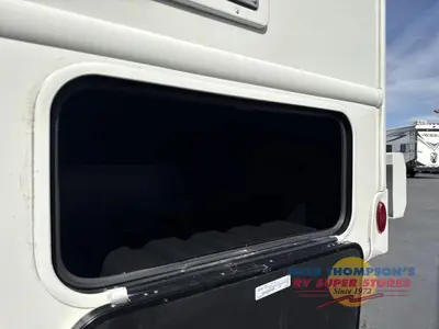 2026 Thor Motor Coach Magnitude GRAND photo 44