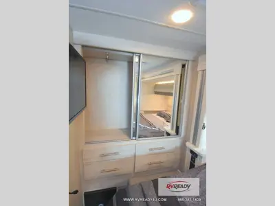 2024 Thor Motor Coach Geneva photo 17