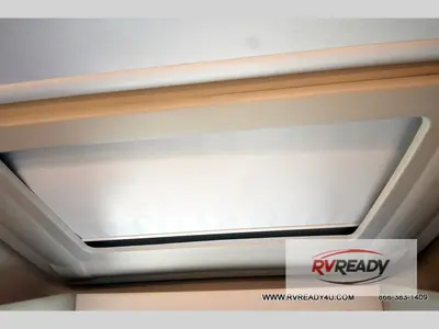 2024 Thor Motor Coach Geneva photo 29