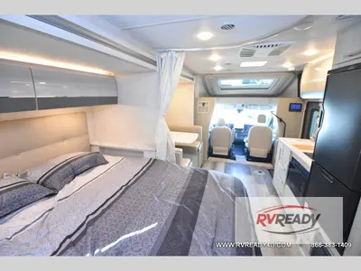 2024 Thor Motor Coach Geneva photo 7