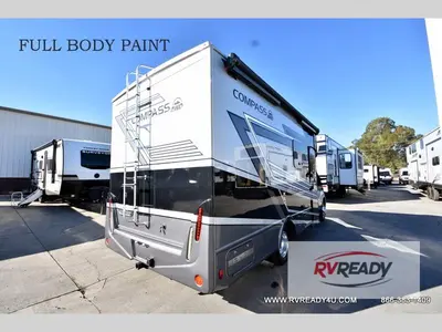 2024 Thor Motor Coach Geneva photo 5