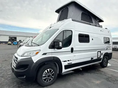 2027 Winnebago Solis photo 5