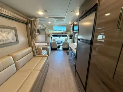 2023 Thor Motor Coach Delano photo 43