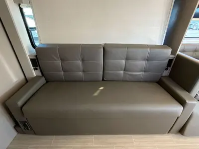 2027 Winnebago Navion photo 28