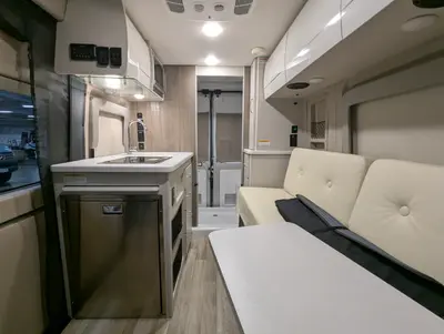 2024 Thor Motor Coach Rize photo 23