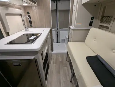 2024 Thor Motor Coach Rize photo 27
