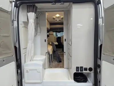 2024 Thor Motor Coach Rize photo 17