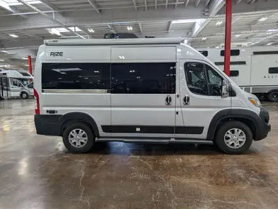 2024 Thor Motor Coach Rize photo 11