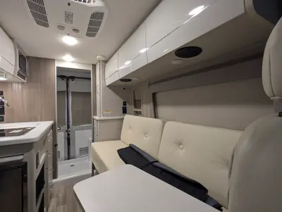 2024 Thor Motor Coach Rize photo 22