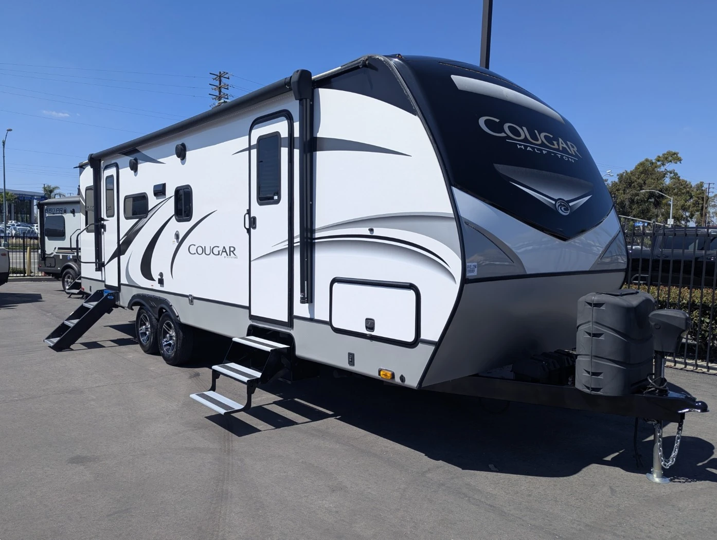 2021 Keystone Cougar Half-Ton exterior