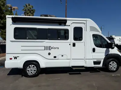2027 Winnebago Elora photo 9