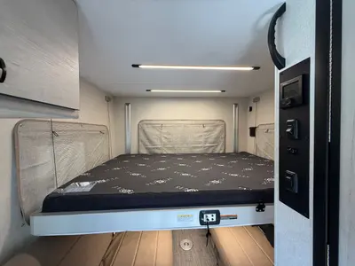 2027 Winnebago Elora photo 25