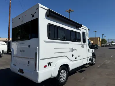 2027 Winnebago Elora photo 8
