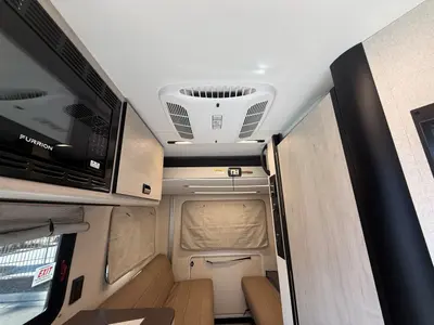 2027 Winnebago Elora photo 24