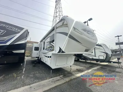 Used 2014 Keystone RV Montana 3625 RE