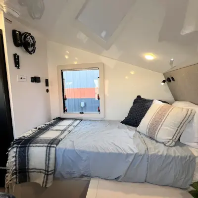2026 Dreamhaven Chameleon photo 25