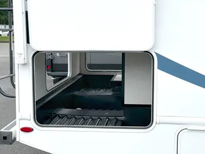 2024 Thor Motor Coach Chateau photo 15